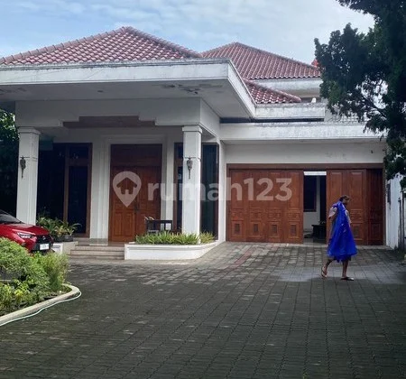 Luxury & Exclusive House in Kotabaru Yogyakarta Premium & Strategic Location