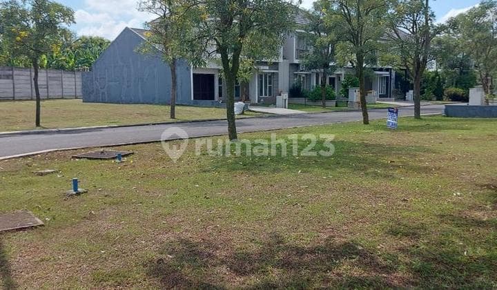 Kavling Hoek di Suvarna Sutera Giri Tangerang Y0074