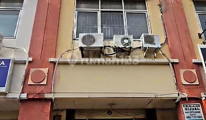 Dijual cepat Ruko Sentra GAding Gading Serpong dekat dengan Mall SMS dan Pasar Sinpasa