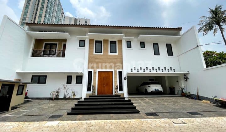 For Rent: Modern Fully Furnished House in Kemang with Private Elevator.