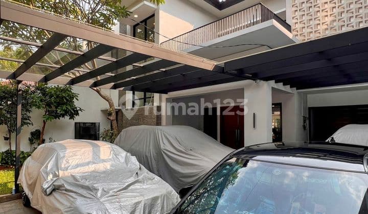 Modern Tropical House, Newly Renovated Ready to Occupy