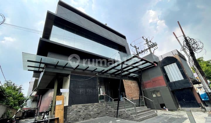 Gedung Komersial Dijalan Kemang Raya Cocok Untuk Tempat Usaha