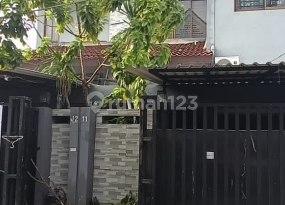 Rumah Dikontrakan Taman Meruya ILir, Jakarta Barat