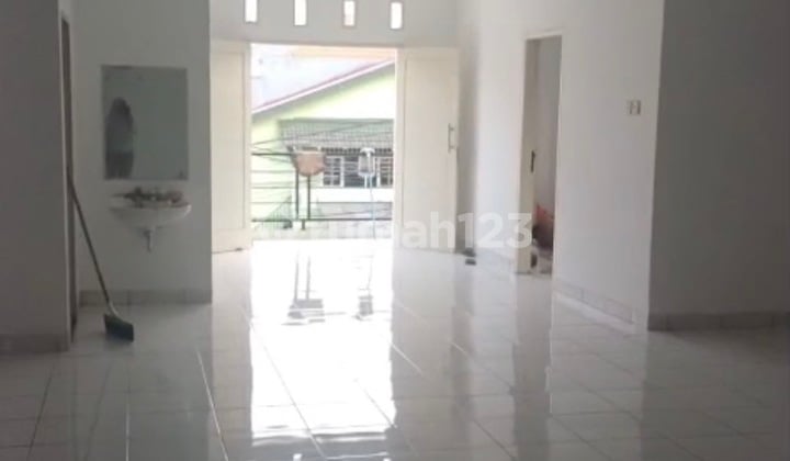 Rumah Plong Bojong Indah Bambu Wulung Jakarta Barat Dekat Puri Indah