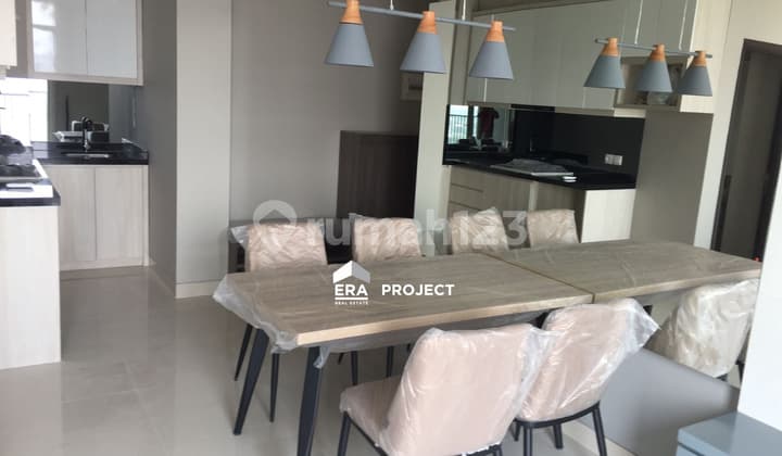 Dijual atau sewa apartemen ekslusif ciputra international 2 Br full furnished siap huni jakarta barat