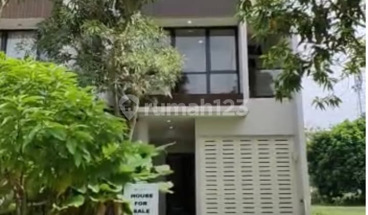 Rumah 3 Lantai Baru Siap Huni di Puri Botanical, Meruya