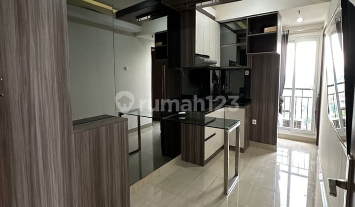 Dijual Puri Park View Apartemen View Hook Renovasi Cantik 2 Kamar Lantai Rendah