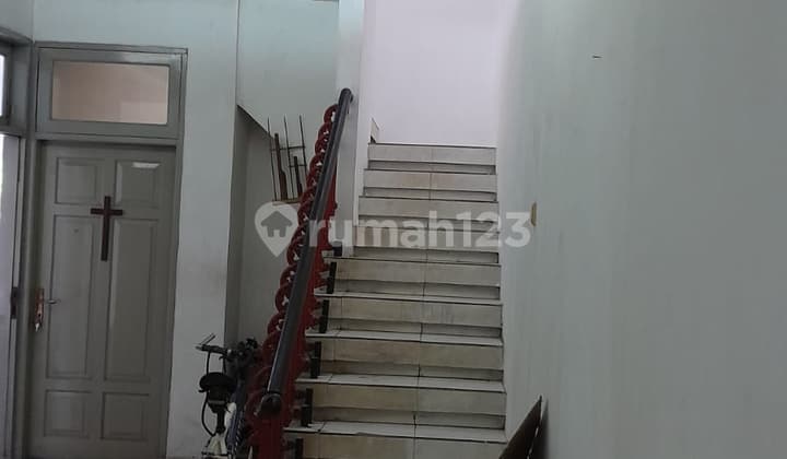 Rumah Semi Furnished SHM - Sertifikat Hak Milik Taman Kedoya Permai Prisma Sportclub Jakarta Barat