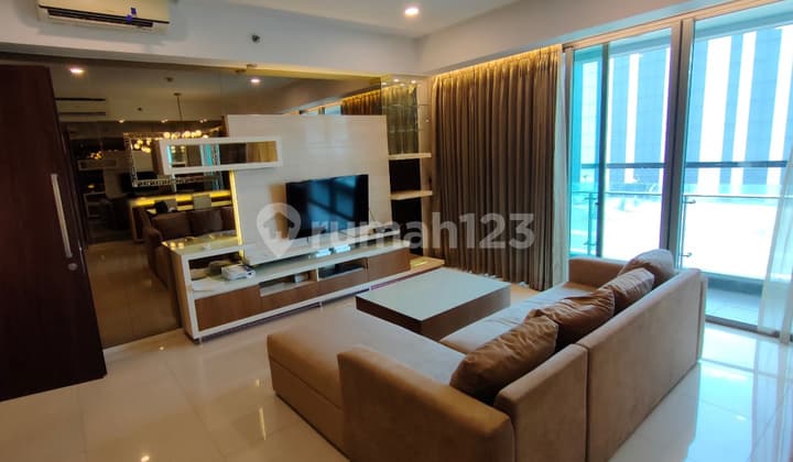 Apartemen Private Lift Siap Huni Cantik St. Moritz - Ambassador Suite 3 Kamar Tidur Furnished Bagus