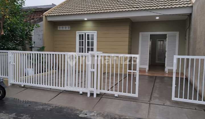 Rumah Bagus Cantik Siap Huni Griya Lokas BSD, Tangerang
