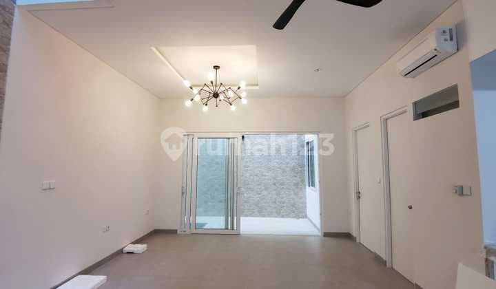 Rumah Bagus Cantik 4 Kamar Di Intercon