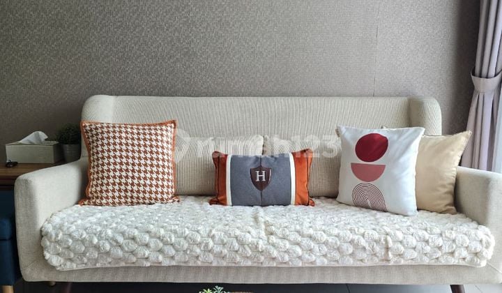 2 Kamar Desain Mewah dan Cantik, Barang Barusiap Huni,Dekat Puri Mansion