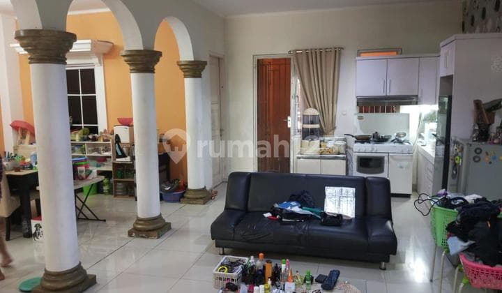 RUMAH CANTIK DI GADING SERPONG ALICANTE 2 LANTAI SEMI FURNISH SIAP HUNI
