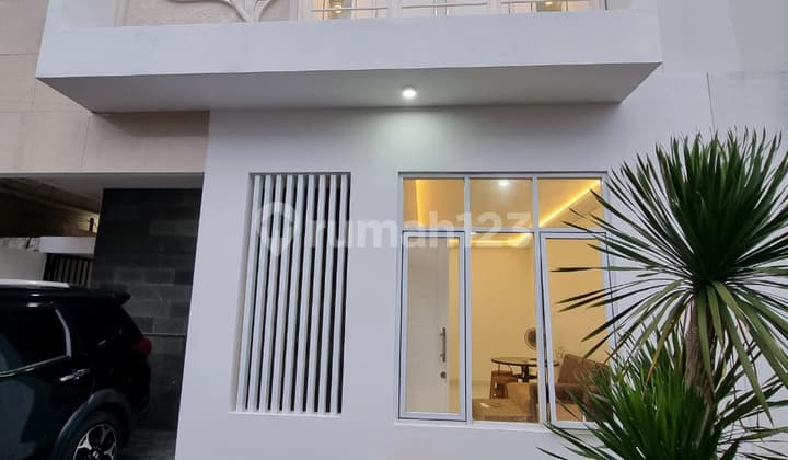 Dijual Rumah Modern Minimalis Baru Siap Huni di Pondok labu, Pondok Labu SHM - Sertifikat Hak Milik