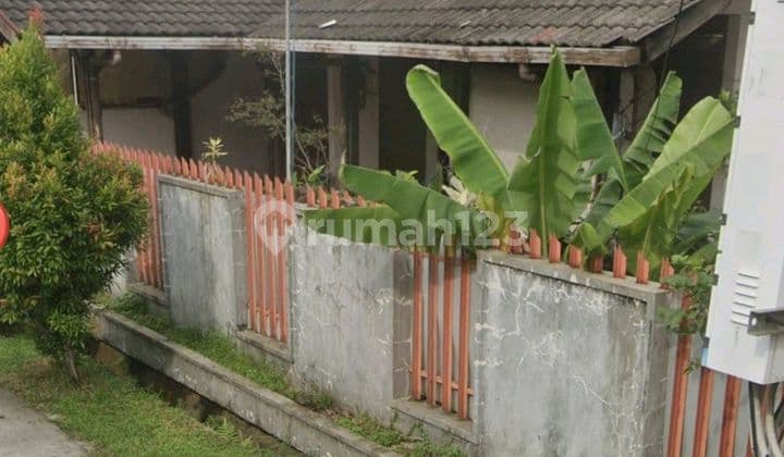 Rumah Luas Hitung Tanah Jatiwaringin Asri