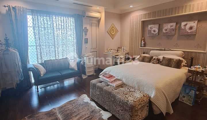 Beauty 4 Bedroom Ready to Occupancy Service Area Included