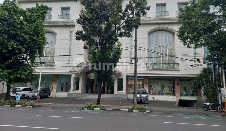 Gedung Dijual di Jl Melawai Raya Kebayoran Baru Jakarta Selatan