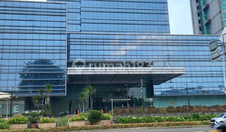 Dijual Gedung Millennium Mall Jl Raya Senen Jakarta Pusat