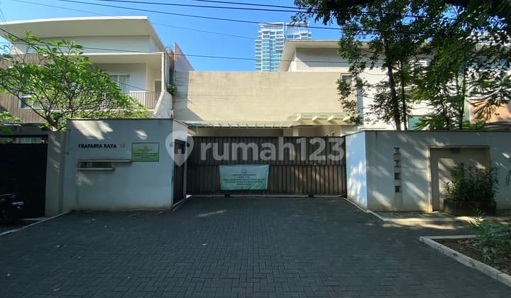 Rumah Dijual di Jl Prapanca Raya Kebayoran Baru Jakarta Selatan