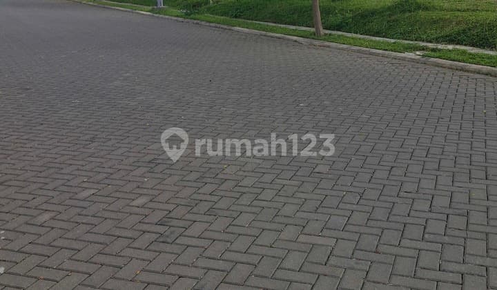 Adjacent Plot Ready to Build Near Access to Toll Road