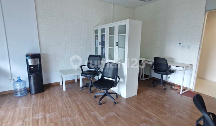 Kantor Siap Pakai dan bisa Renovasi Puri Indah