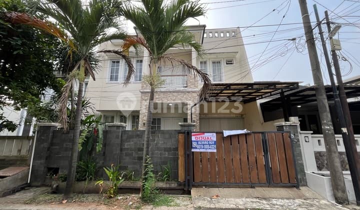 Rumah Bagus Siap Huni 2 Lantai Shm Di Islamic Village Kelapa Dua Tangerang Deket Mall Lippo Karawaci