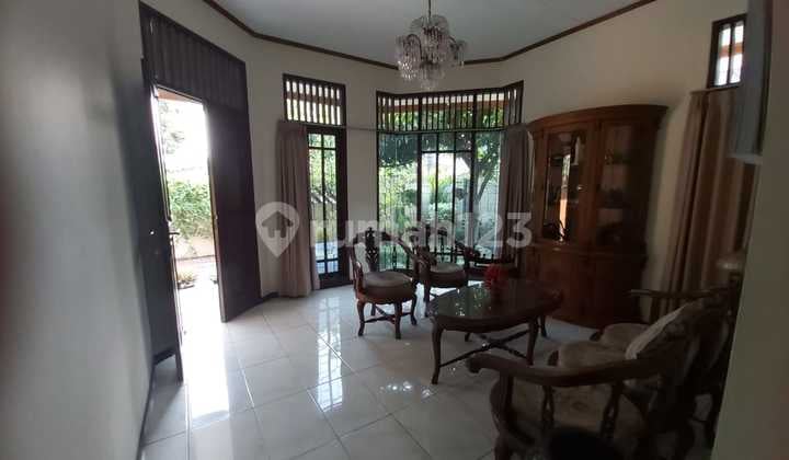 Rumah 2 Lantai Siap Huni di Taman Kedoya Baru, Jakarta Barat