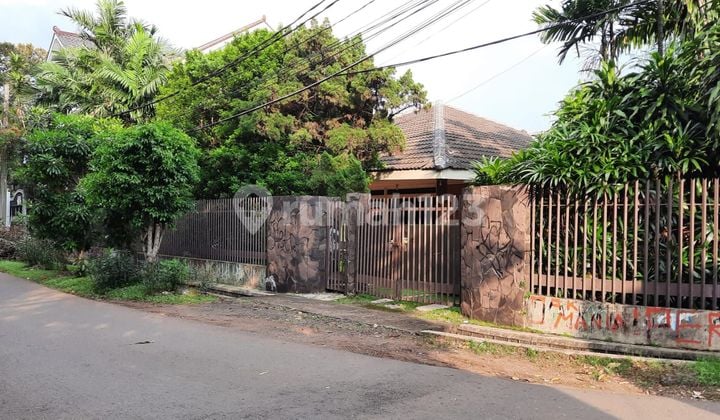 Rumah Tua di Kemanggisan Jaya, Jakarta Barat, Dekat Mall Tmn Anggrek & Central Park Mall