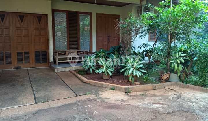 Rumah 2 Lantai Dalam Cluster Jl. Tembakau Pejaten Jakarta Selatan