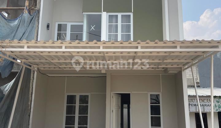 Rumah 2 Lantai Scandinavian Cluster 900 Jutaan Cilangkap