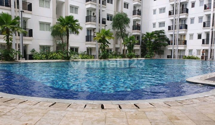 Selling at a Loss: 3-Bedroom Furnished Signature Park Apartment on Mt Haryono