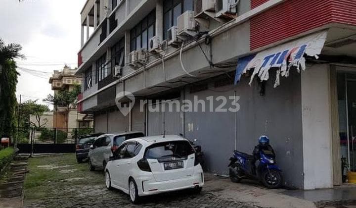 Ruko, 3 Lantai, SHM, di Buaran
