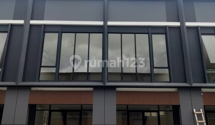 Hampton Avenue Shophouse, Gading Serpong