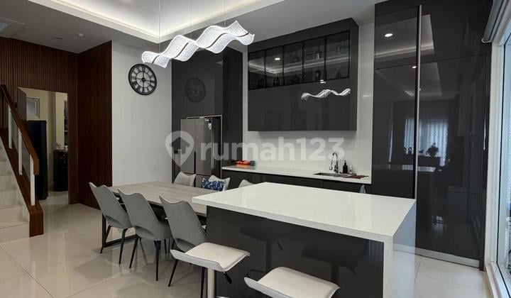 Rumah Detached Menteng Village Gading Serpong Semi Furnished
