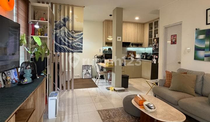 Wts Rumah Rapi di Gading Serpong Semi Furnished
