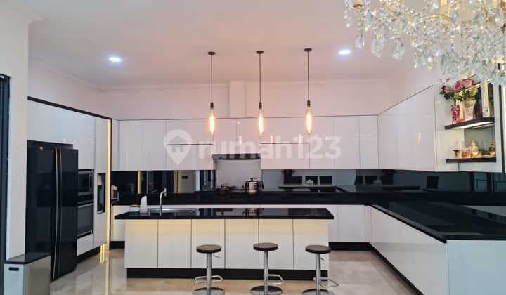 Rumah Mewah Sutera Alba Alam Sutera Semi Furnished