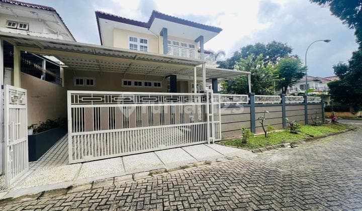 Turun Harga !!!!! Rumah Bagus 2lantai,shm,tanah Hook,bogor Lakeside