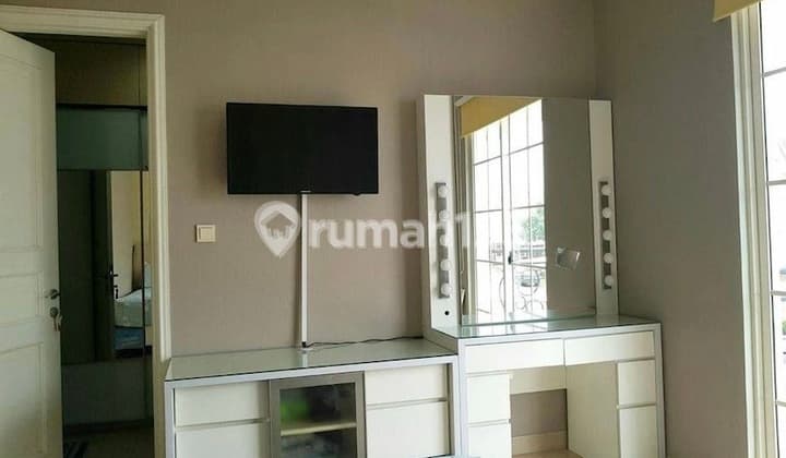 Disewakan Rumah Full Furnish Di Green Lake