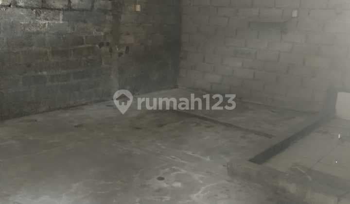 Gudang Disewakan Jalan Mahendrata - 200-300 M², Harga Mulai 65 Juta/Tahun