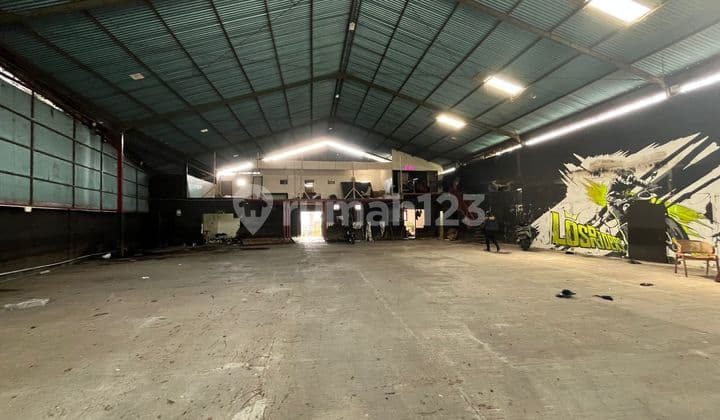 Gudang Strategis di Jalan Utama Mahendradata - LT 1.200 M², Gudang + Kantor, Cocok Distribusi & Logistik