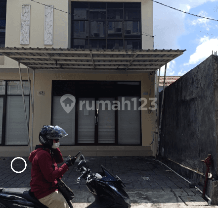 Ruko 2 Lantai Strategis di Dewi Sri - Cocok untuk Kantor, Toko, atau Usaha Kreatif