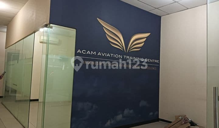 Sewa ruko 3 lantai tangcity sudah ada sekat kantor