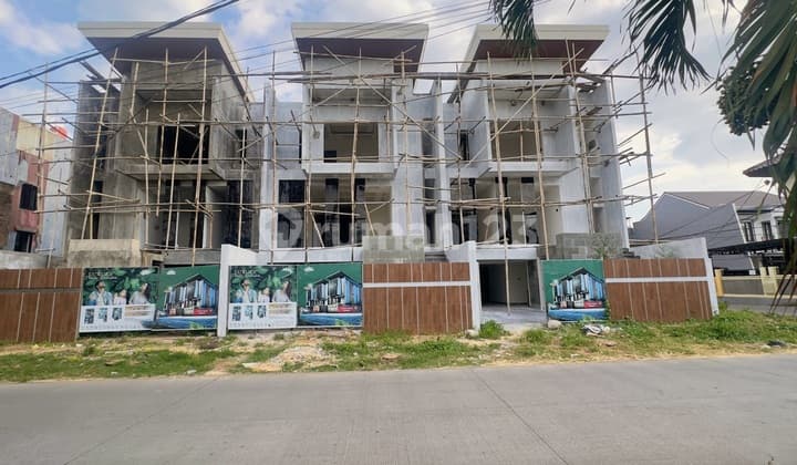 Rumah 3 Lantai Jalan Pettarani Makassar Dekat Kampus Unm