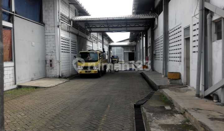 Sale Pabrik Furniture Masih Beroperasi Depok