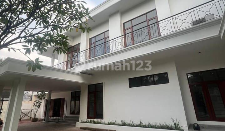Rumah Bagus Siap Huni Kawasan Elite dan Ekslusif Kuningan