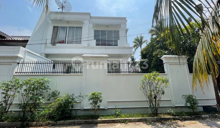 Rumah cantik pluit murah