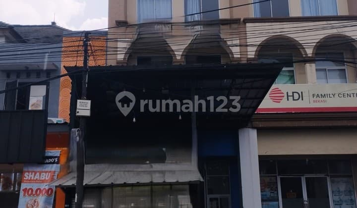 Dijual Ruko Strategis di Boulevard Galaxy Bekasi