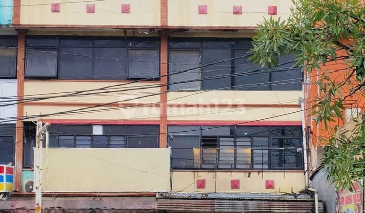 Dijual Ruko 3 Lantai Pinggir Jalan Raya Utama di Sepanjang Jaya Bekasi