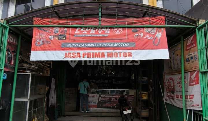3-Storey Shophouse near Station in North Bekasi