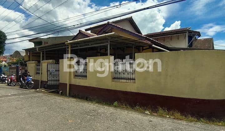 HUNIAN LUAS HOOK 2 LANTAI DEPOK